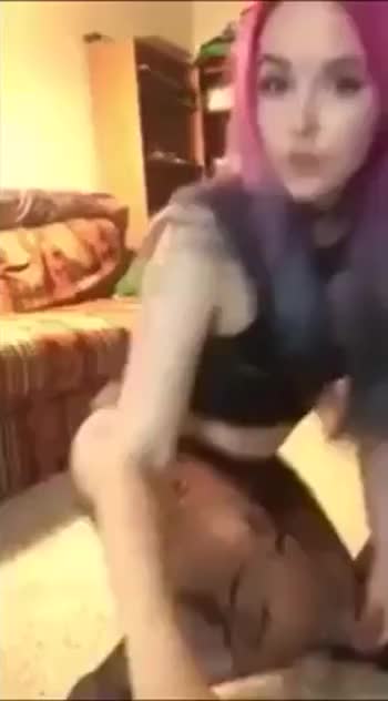 She likes the hard treatment : video clip