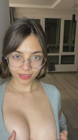 I need your tongue inside me : video clip
