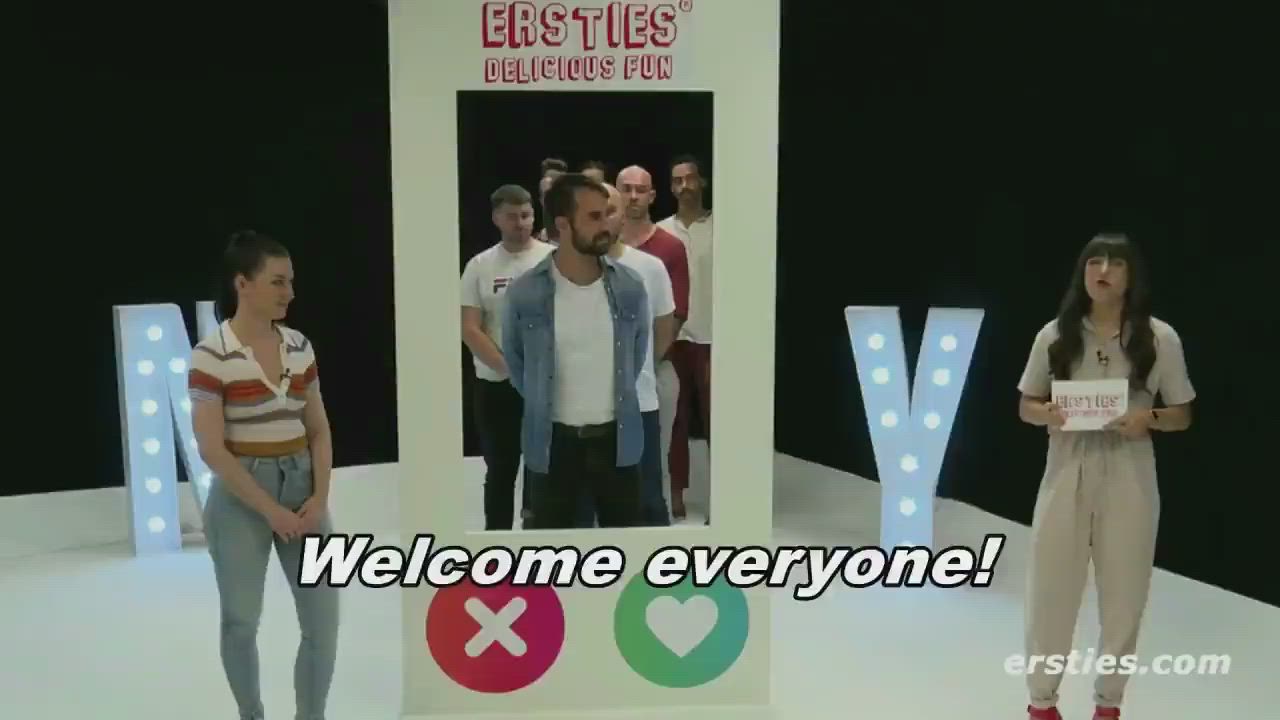 Tinder in Real Life : video clip