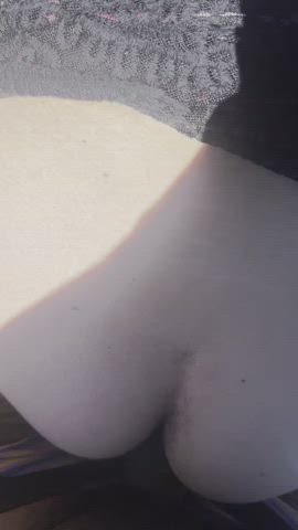 Coworker drains bcc during lunch break : video clip