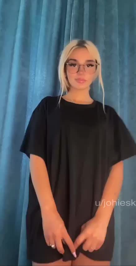 Blonde cupcake : video clip
