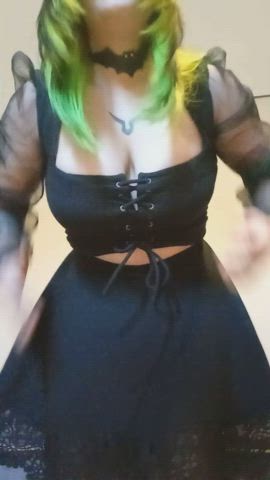 ever been with an emo teen? : video clip