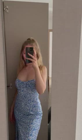 Are you brave enough to fill me up in the dressing room? : video clip