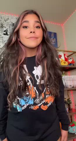Can my smile tempt you for more : video clip