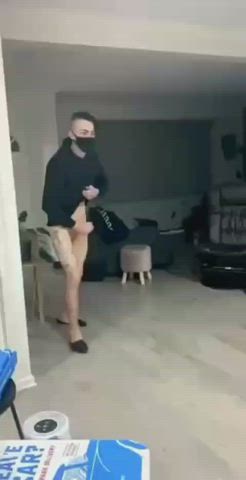 Hilarious!! Anyone have sauce or better quality? : video clip