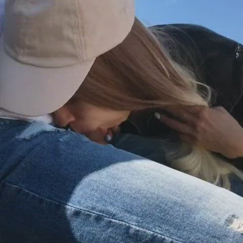 Cumshot on a public bench : video clip