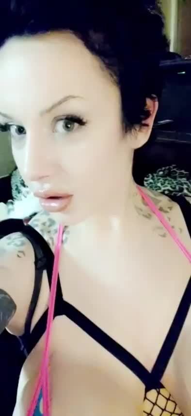 Who cares if my implants are too big for my body 😱🔥 enjoy xx : video clip