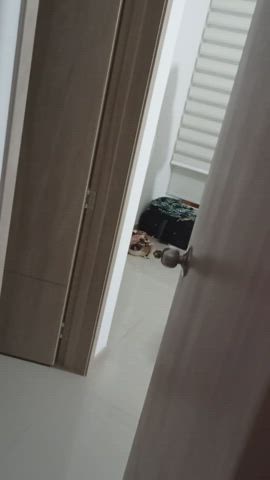 I come home and find her in my room it makes me hard and he doesn’t realize it : video clip