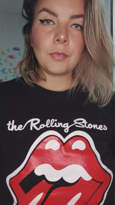 Start the week sucking on these : video clip