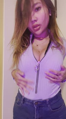 It's getting a little chilly, can you tell? : video clip