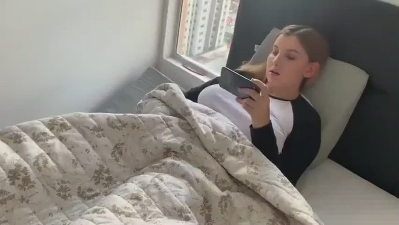 will you give me an helping hand bro : video clip