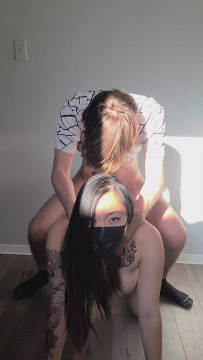 Choke me, don’t be shy : video clip