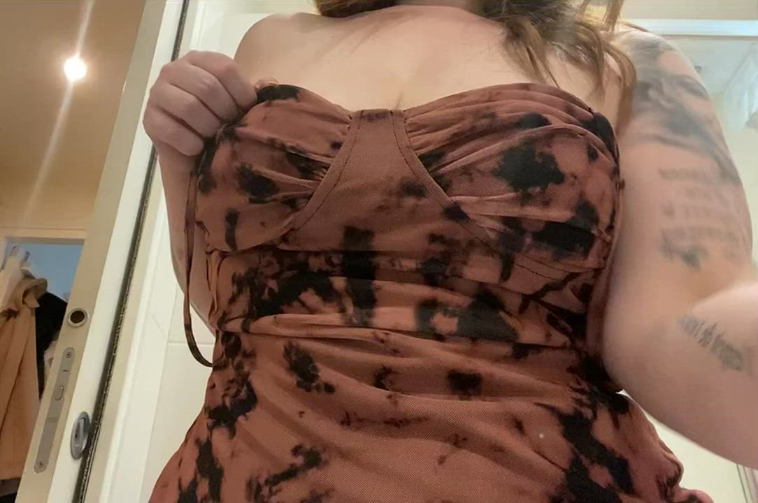 Showing you my big Mommy Milkers : video clip