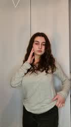 (18) would you cum on my tits on the first date? be honest 👅 : video clip