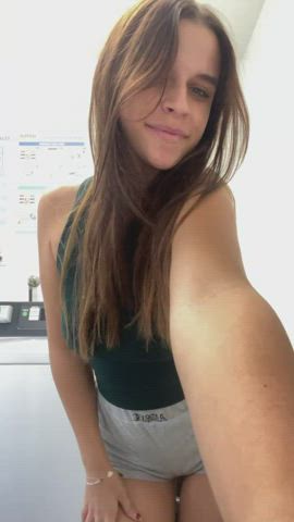 Your little girl does the laundry for you... I got a little horny at that : video clip