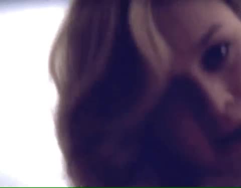 Brie Larson riding : video clip