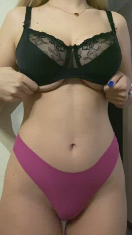 Make my boobs bounce even harder : video clip