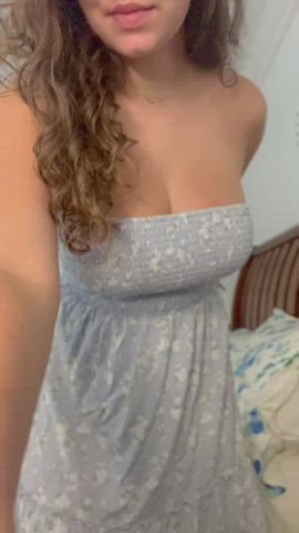my bestfriend thinks my boobs are perfect. are my big tiddies perky enough for you : video clip