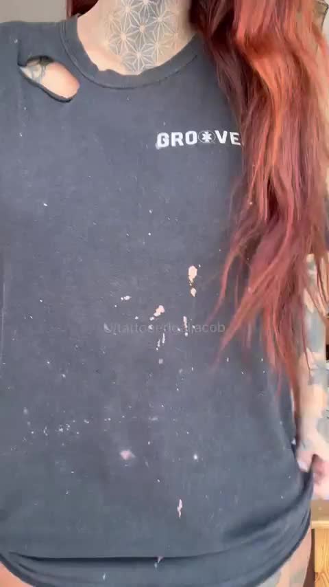 Can I tempt you to fuck a curvy girl? : video clip