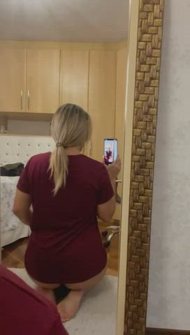 This big ass is getting ready to sit on your face 🍑 : video clip