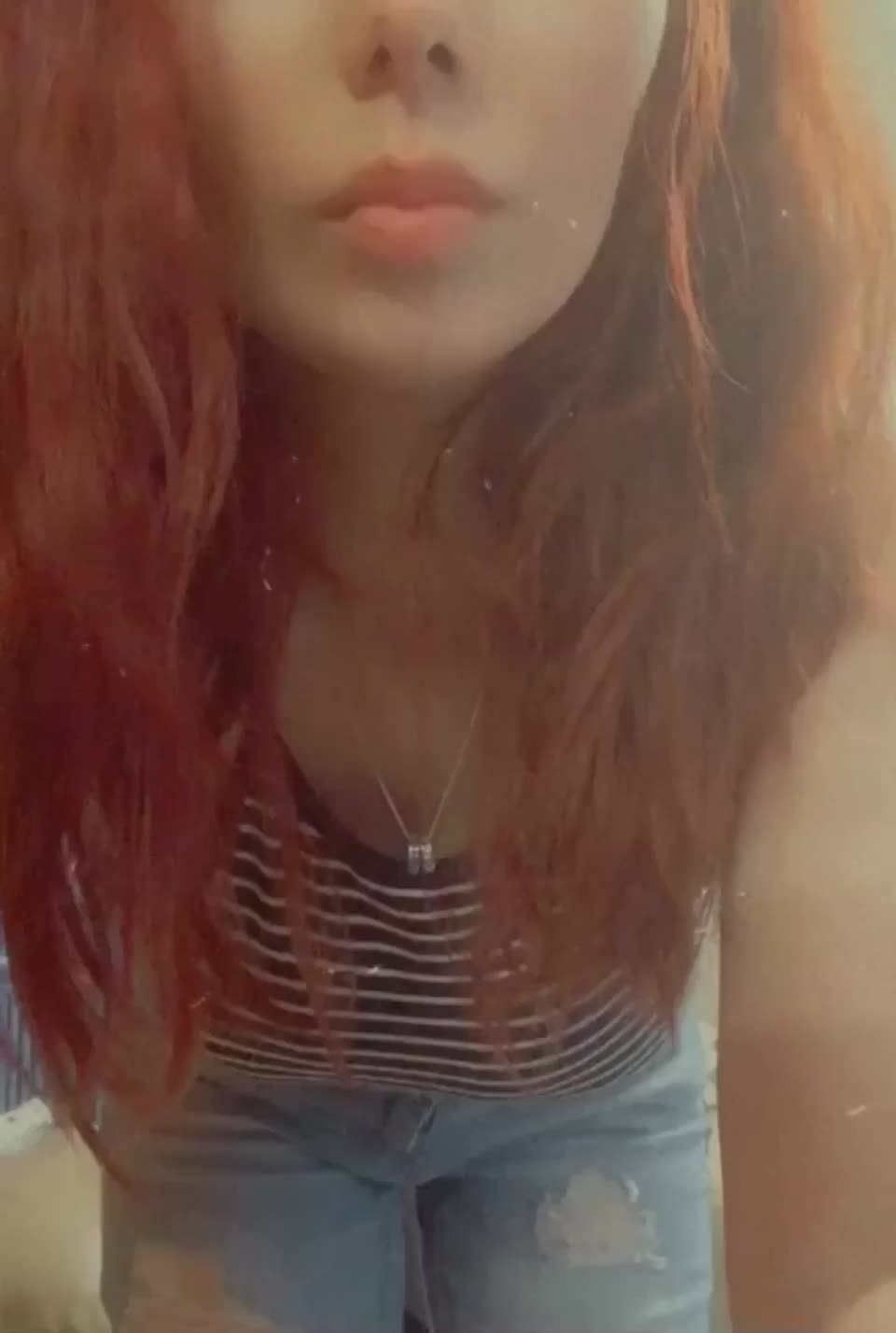 Ass slap! : video clip