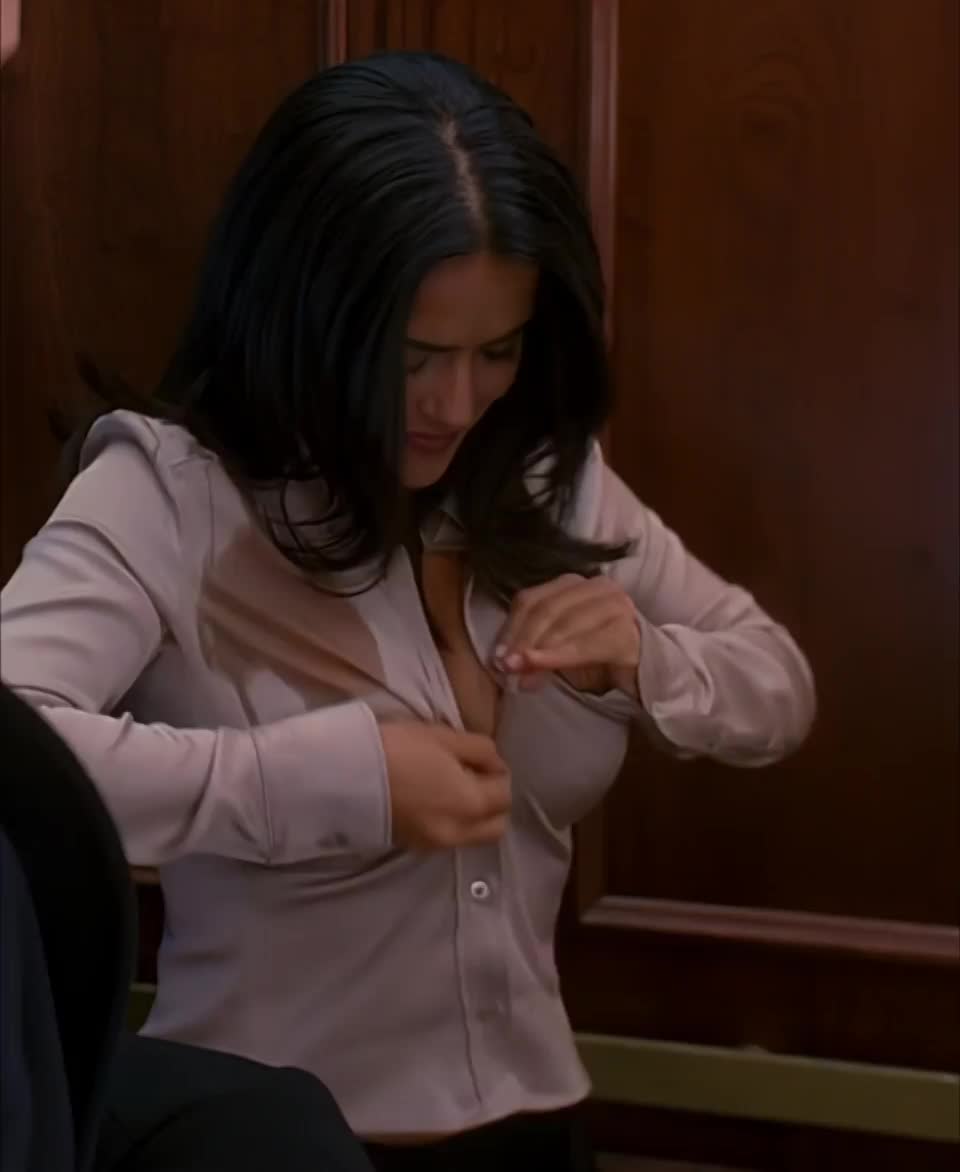 Salma Hayek in 'Ugly Betty' : video clip
