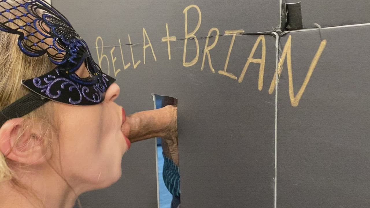 Gloryhole BJ with facial from two angles : video clip