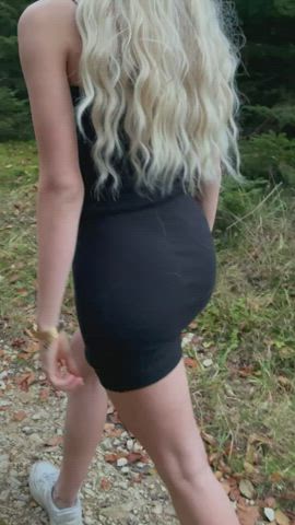 Got horny while going for a walk… look how it ended ... i think that the ranger saw me 😲 : video clip