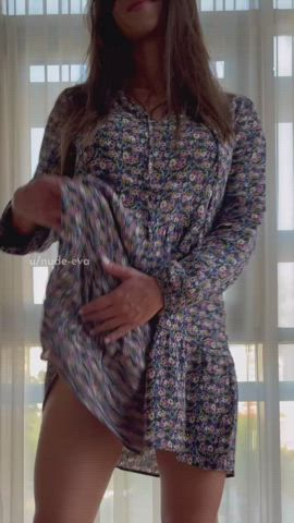 I have a surprise for you under the dress!😜😈 : video clip