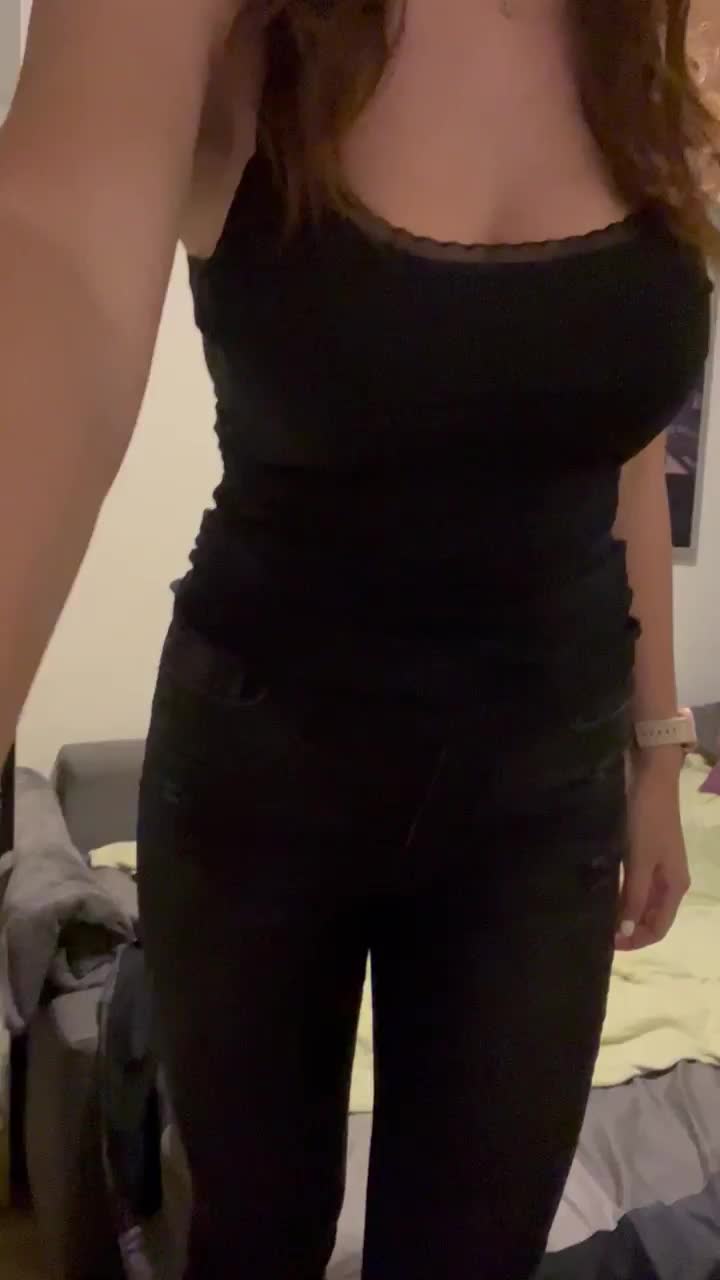 Sometimes even i forget how big they are : video clip