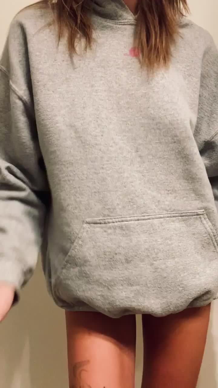 your fave reveal of the day : video clip