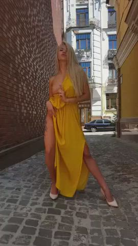 Just One Boob : video clip