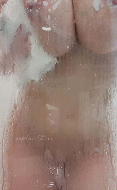 Gotta clean that glass : video clip