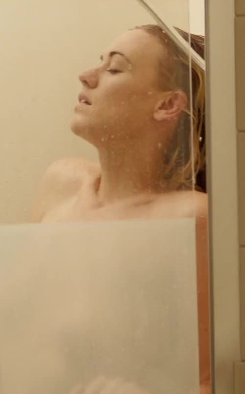 Yvonne Strahovski and her gorgeous plot in Manhattan Night : video clip