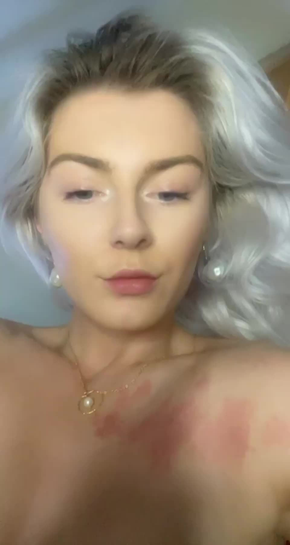 Pussy needs filling : video clip