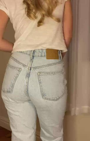 Showing off my petite assets : video clip