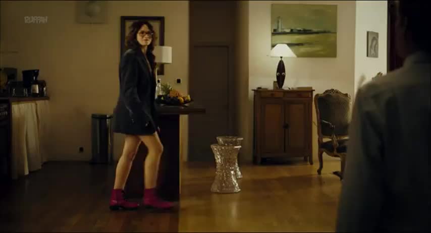 Sara Forestier Completely Naked (The Names of Love) : video clip