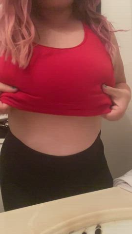 Would you want my boobs to bounce on your face? : video clip