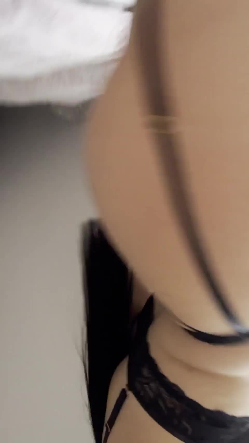Will you let me ride you 😈 : video clip