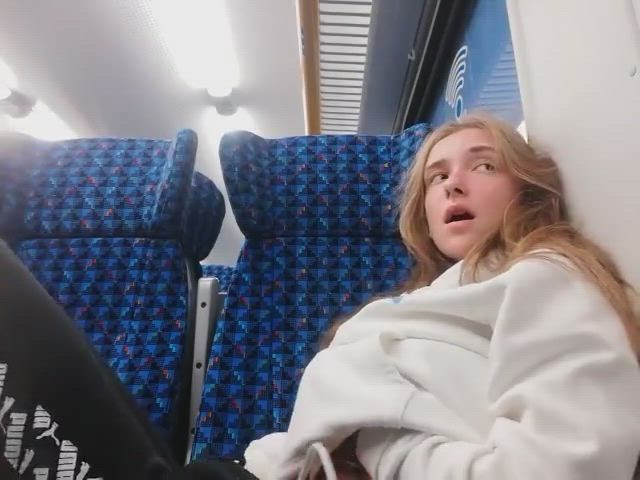 Someone know her name? : video clip
