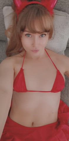 Would you fuck the devil? 😈 : video clip
