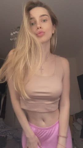 Do you like natural boobs? 😊 : video clip