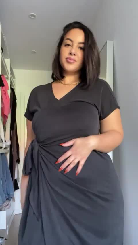 This is what I’m secretly hiding under my clothes when I go out : video clip