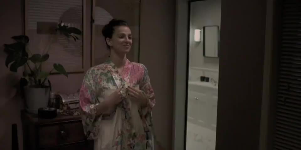 Marisa Abela in Industry (TV Series 2020– ) [S01E02] : video clip