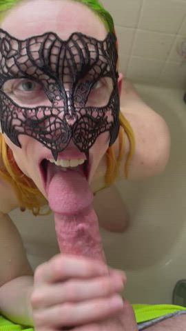 A puddle of cum just for me and my tongue. : video clip