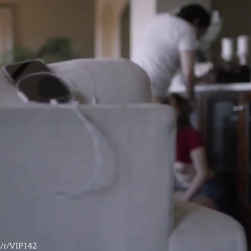 Stepdaughter Promised To Be A Good Girl : video clip