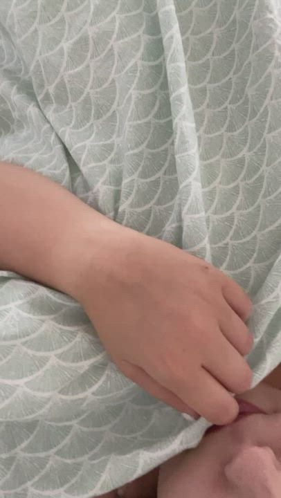 Kinda insecure about my chubby tummy… would you still fuck me? : video clip