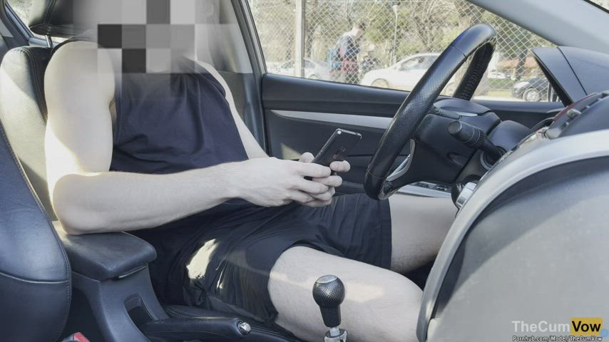 🔊Masturbating and cumming in public while people are walking around is relaxing 🤤 : video clip