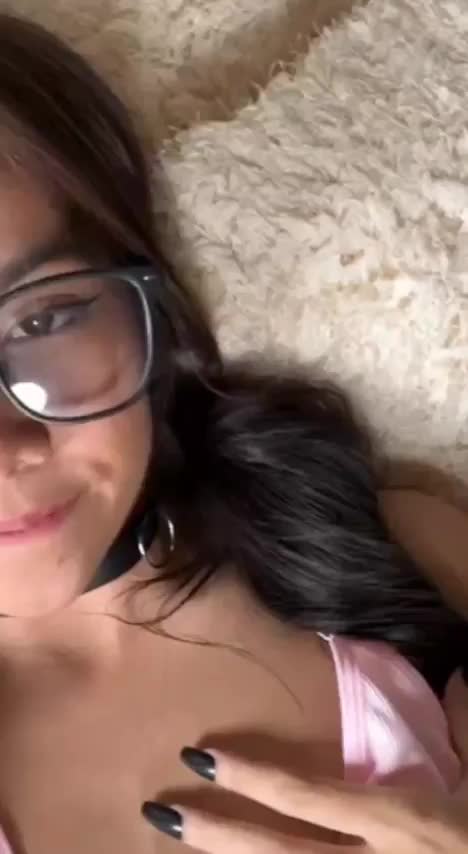 How would you rate this dumb asian girl? : video clip