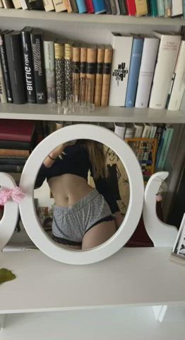 Watch me bend over : video clip